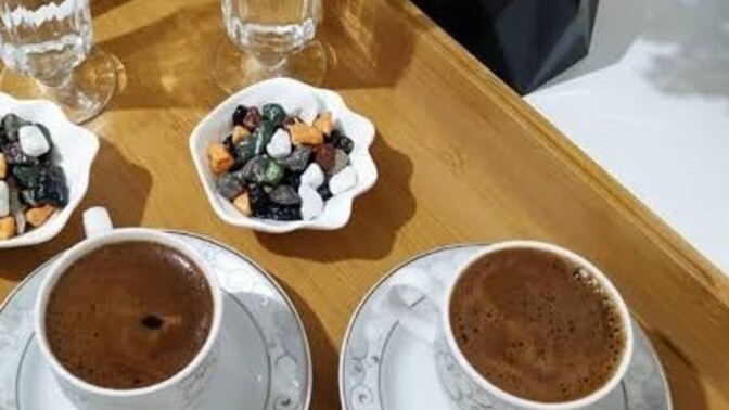 Bugünki keyfimiz efkarımız, neşemiz kimlere gelsin canlar?