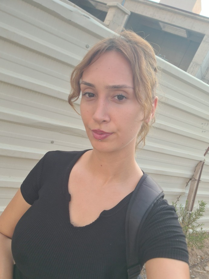 Sizce saç rengim nasıl, koyu renge boyasam daha mı iyi olur?