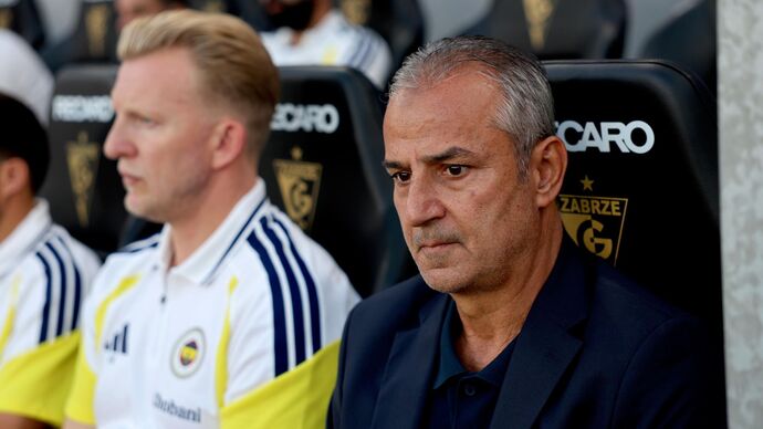 Fenerbahçede teknik direktör krizi! Sizce İsmail Kartal ile yola devam edilmeli mi?