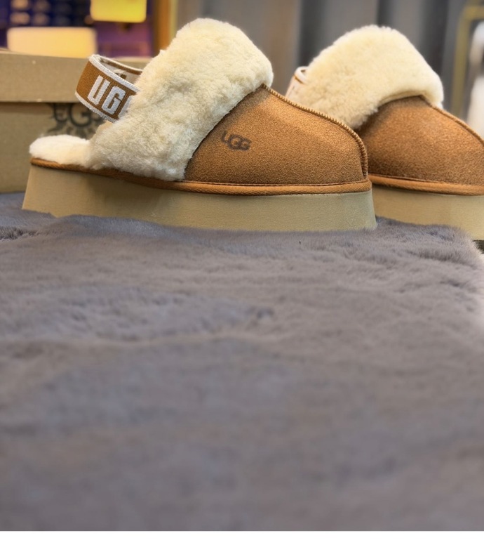 Sizce en güzel UGG ayakkabı modeli hangisi, hangi modeli almalıyım?