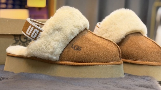 Sizce en güzel UGG ayakkabı modeli hangisi, hangi modeli almalıyım?