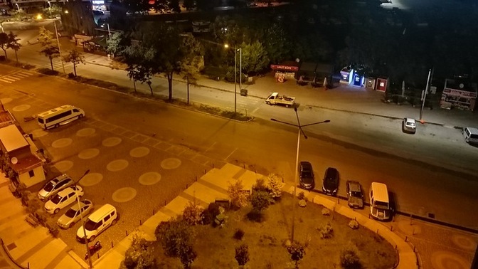 Hiç balkonda yatıp sabaha kadar uyudunuz mu?
