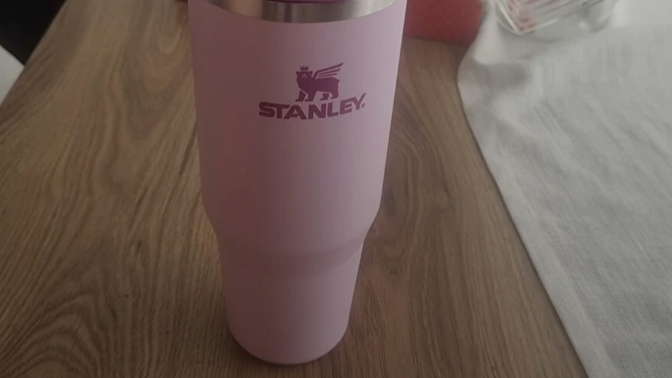 Erkek arkadaşım stanley almış tarlada olur mu 🫣?