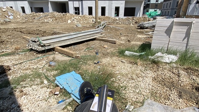 Şantiyeden bildiriyorum hava Çok sıcak 🥵 sizin oralarda hava nasıl?