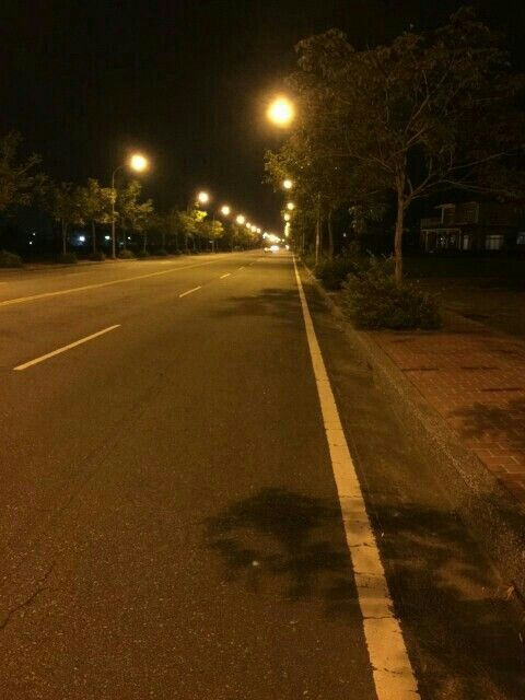 Gece ıssız bir sokakta tek başınıza yürümek sizi korkutur mu?