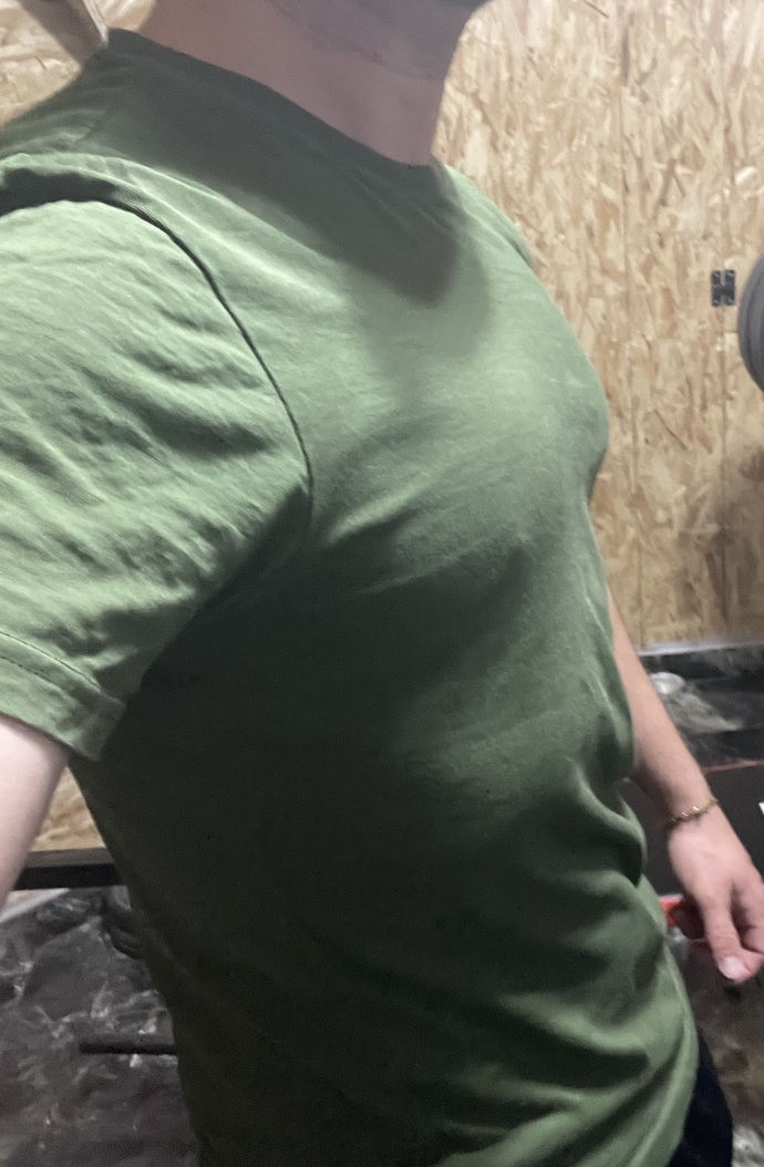 Spor yaptığım t-shirt üzerinden belli oluyor mu? Fit miyim?