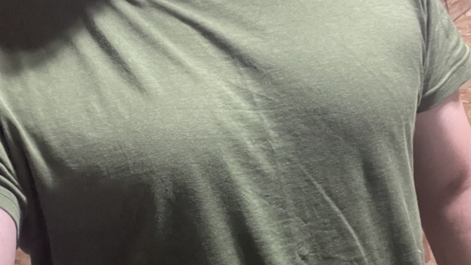 Spor yaptığım t-shirt üzerinden belli oluyor mu? Fit miyim?