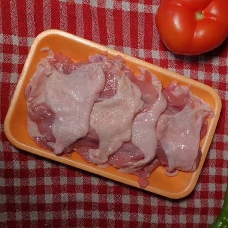 Aldığınız tavuktan ağır, kötü bir koku gelse yer miydiniz?