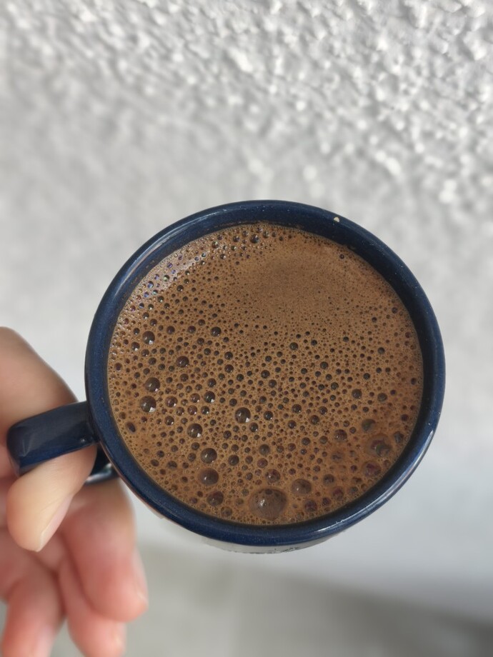 Kahveler içildi mi.. şu kahveyi içmek istedişim biri var bu sitede. Ama yapamam.🥺?
