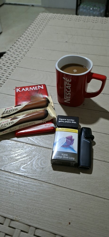 Siz çaycı mı kahveci mi ekipsiniz, kahvenin yanına çikolata şart mı?
