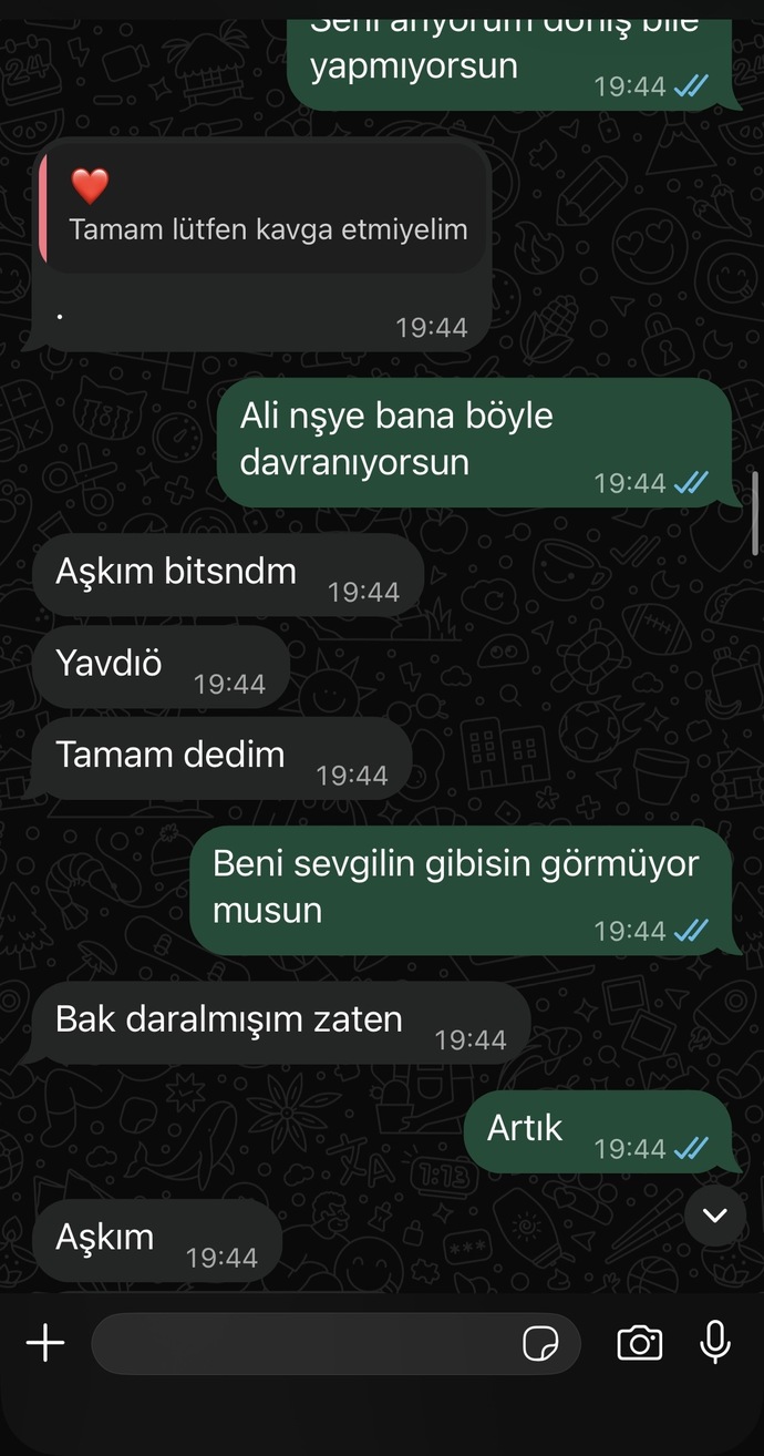 Sizce sevgilimin çok mu üstüne gidiyorum yoksa hakli miyim?