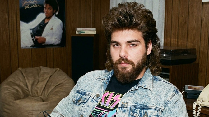 Siz de 80'ler modasını denediniz mi, hangi kıyafet ve saç stillerini seviyorsunuz?