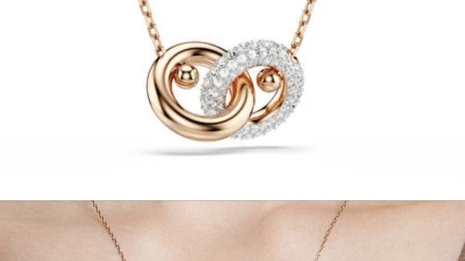 İş yerinden hoşlandığım yaşça büyük kadına doğum gününde hangi Swarovski kolyeyi hediye etsem?