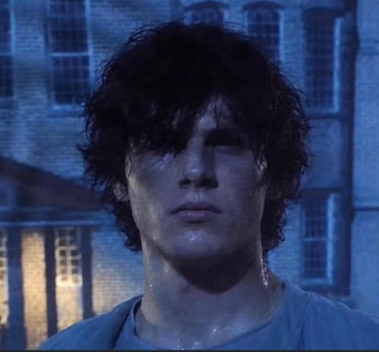 Sizce Michael Myers ın maskesiz hali nasıl?