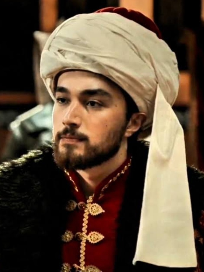 Sizce en iyi Fatih Sultan Mehmet aktörü kim?