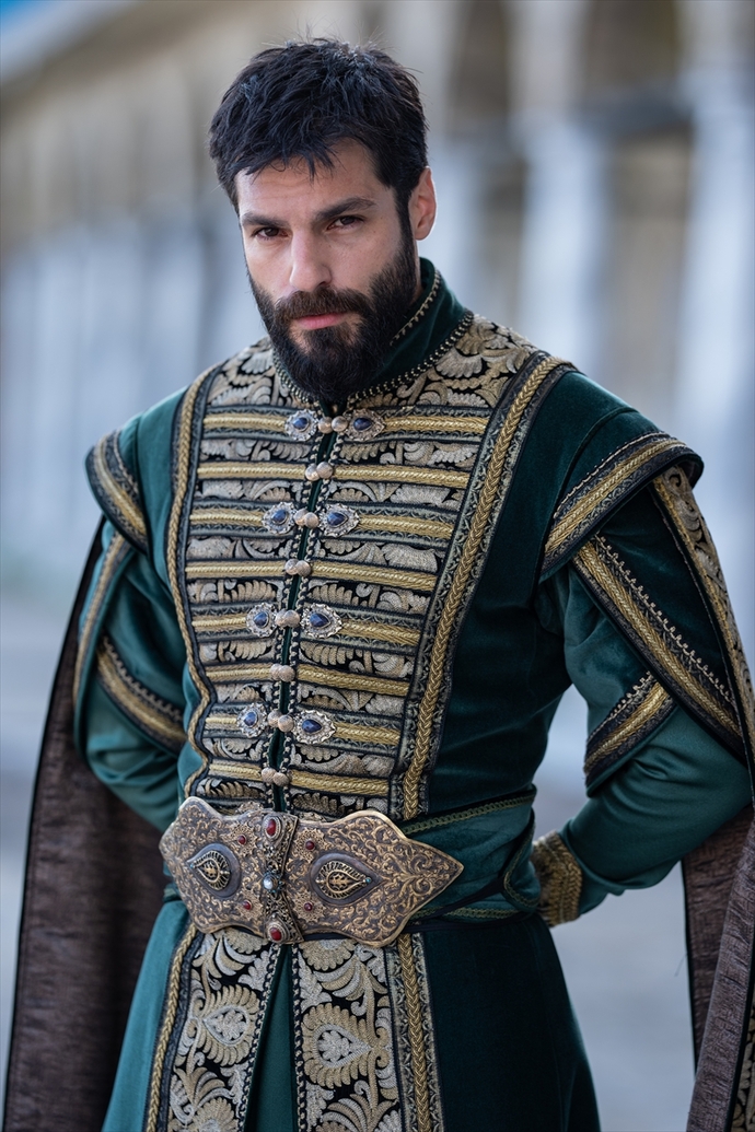Sizce en iyi Fatih Sultan Mehmet aktörü kim?