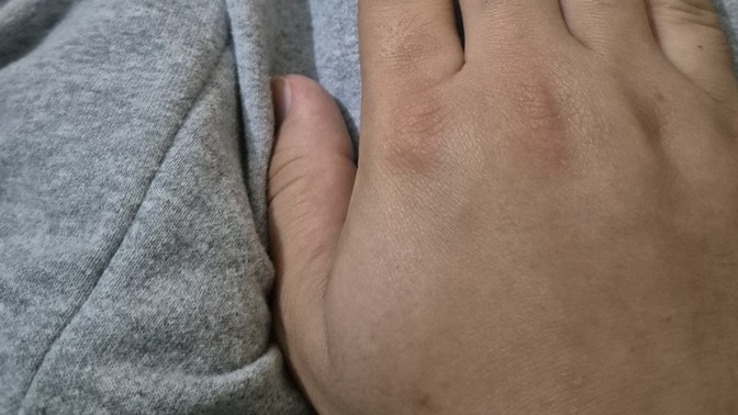 Sizce ellerim güzel mi, erkek eli mi kadın eli mi gibi duruyor?