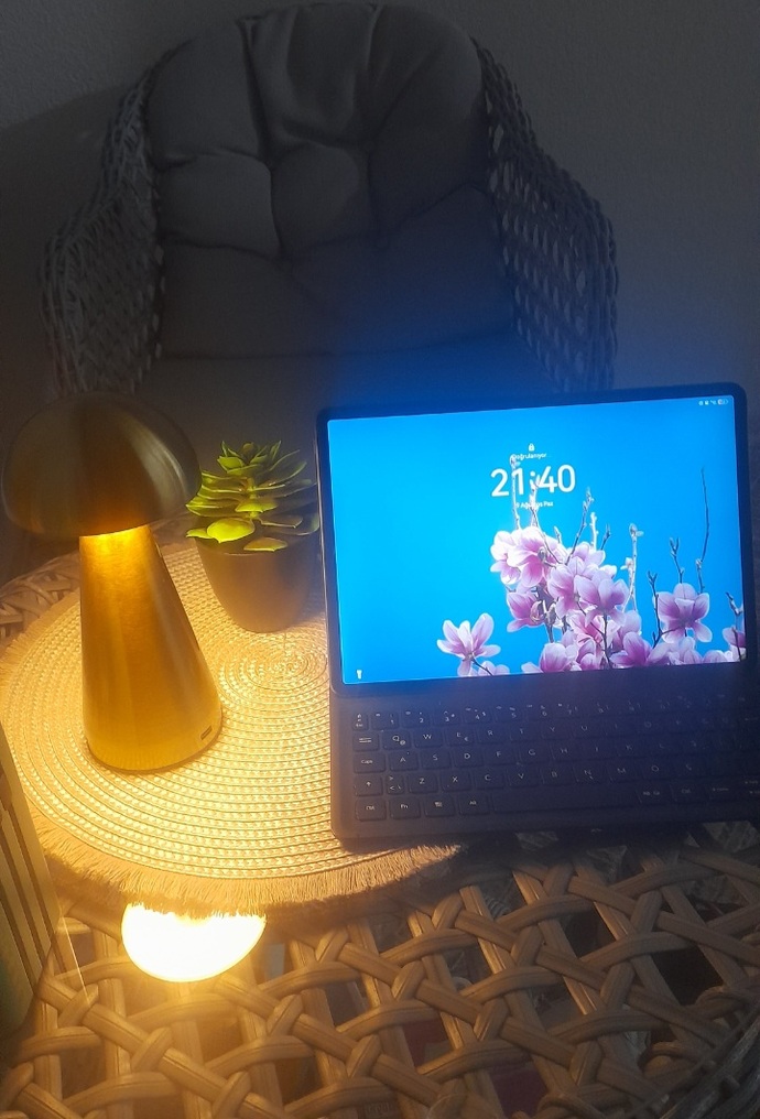 Gece dinlemelik en güzel slow şarkı önerileriniz neler?