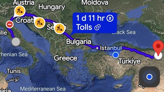 Off kenan yildizla aramizdaki mesafeye baksaniza yuruyerek 25 gunmus babam kizmasa yururum ya napicam param yok oraya gidecek?