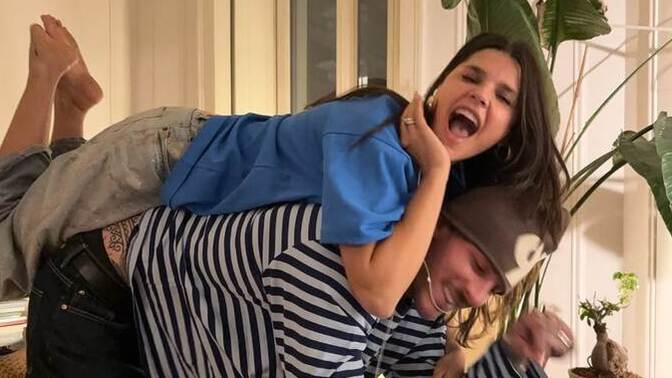 Erkekler neden çocuksu kadınları seviyor?