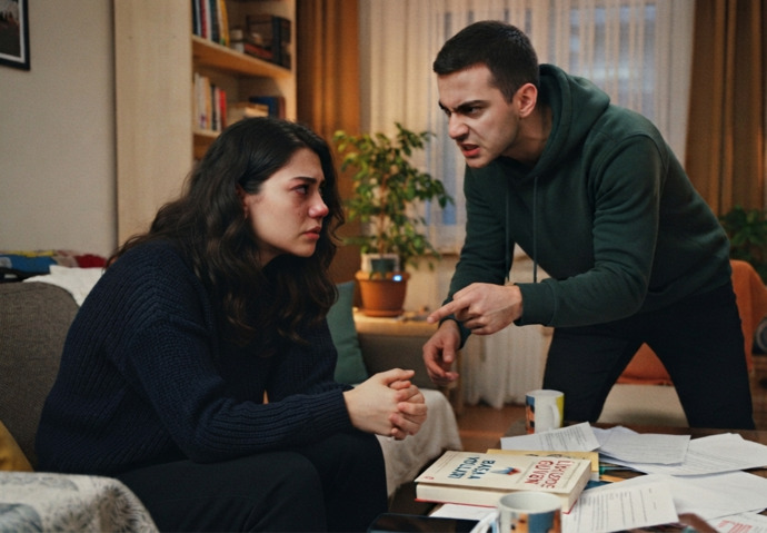 Kıskanç partner zamanla düzelir mi, yoksa daha da çekilmez mi olur?