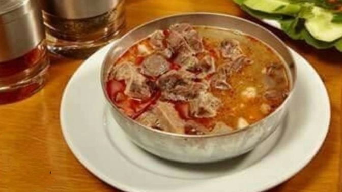 Kelle paça sevmeyen kadından olur mu?