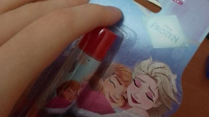 Kendine lip balm alırken yeğene de almak ablalık görevi midir 🤔🤔?