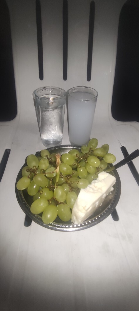Rakının yanında en iyi ne eşlikçi olur?