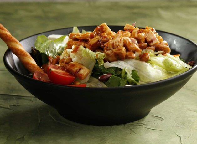 Tavuklu salata mı, balıklı salata mı?