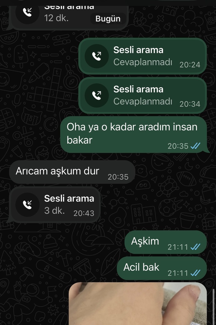 Sevgilim bugün bana karşı çok ilgisiz değil mi sizce?