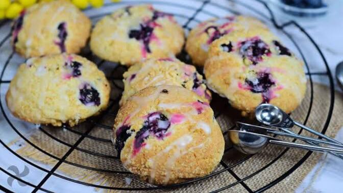 Limonlu ve yaban mersinli beyaz çikolatalı cookie denemeyen var mı?