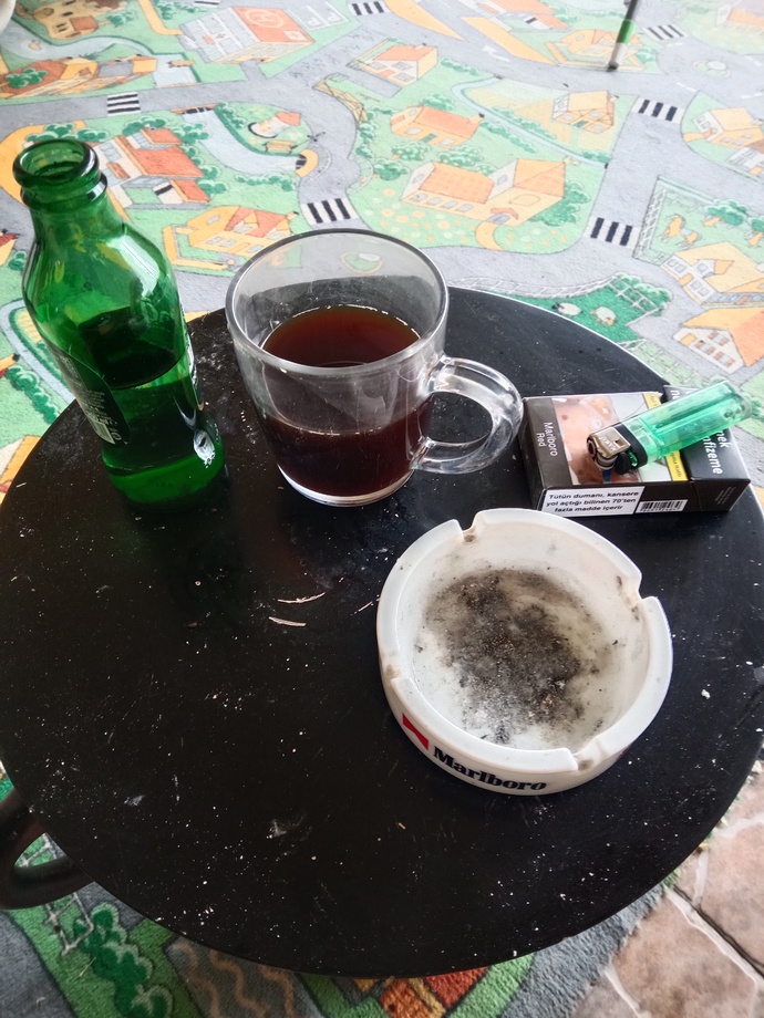 Havalar serinleyince kahve mi çay mı içmek daha keyifli geliyor sizce?