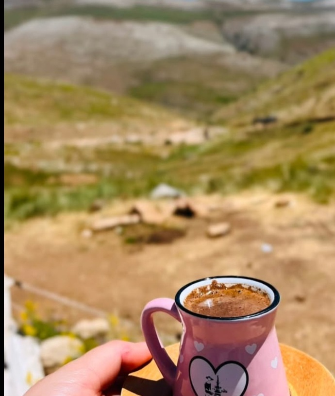 Çay muhabbetin, kahve yalnızlığın ilacı mıdır? Sen hangisinin insanısın?