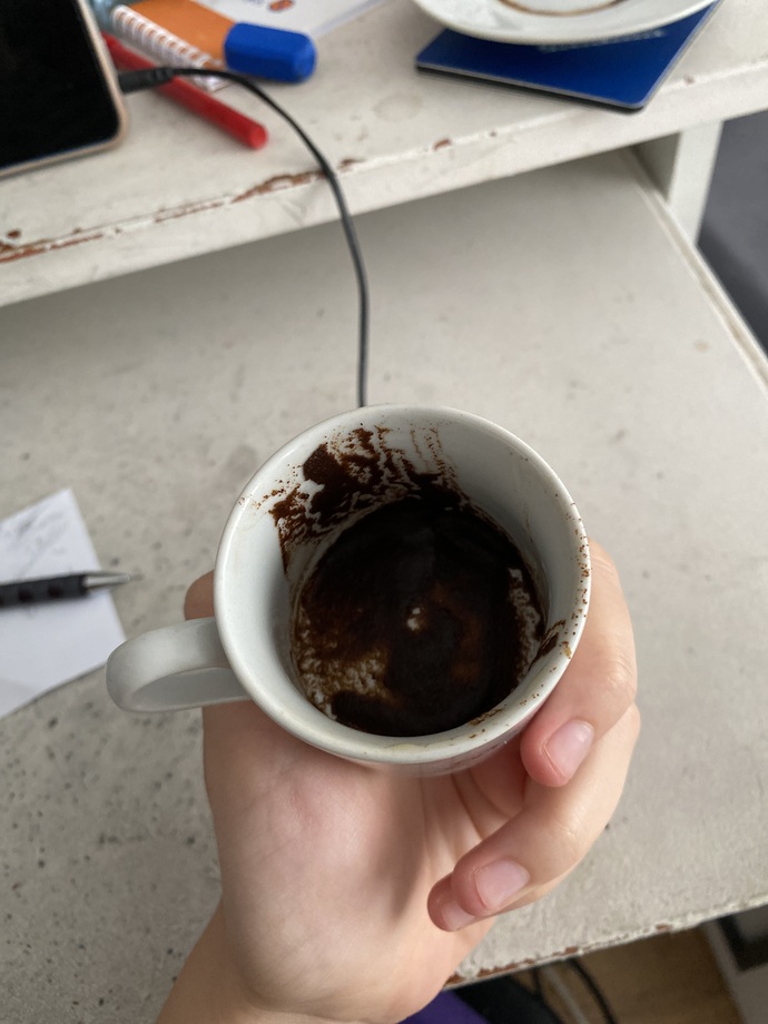 Fotoğraftan falıma bakar mısınız, bilenler detaylı yorum yapabilir mi?