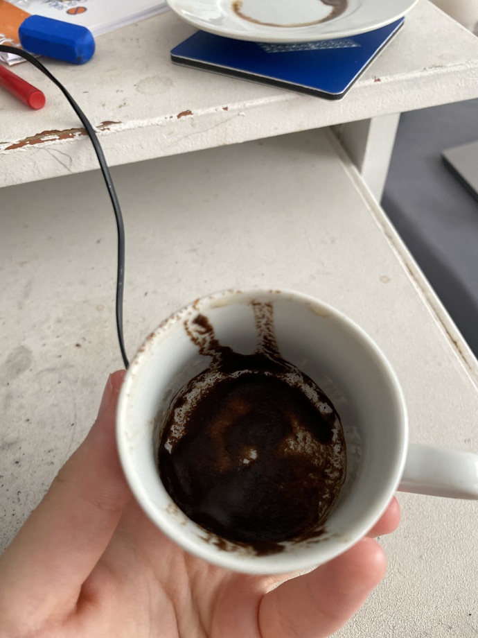 Fotoğraftan falıma bakar mısınız, bilenler detaylı yorum yapabilir mi?