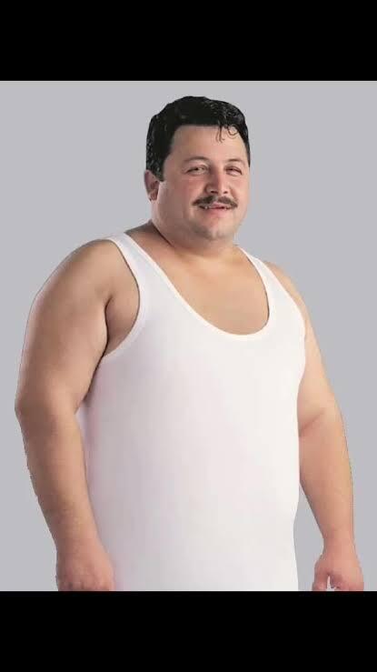 Beyaz atlet sevmeyenleri görebilir miyimmm çok itici geliyor normal mi?