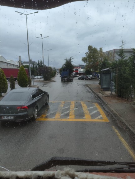 Bugun hava yağışlı efil efil 😬 sizde durumlar ne?
