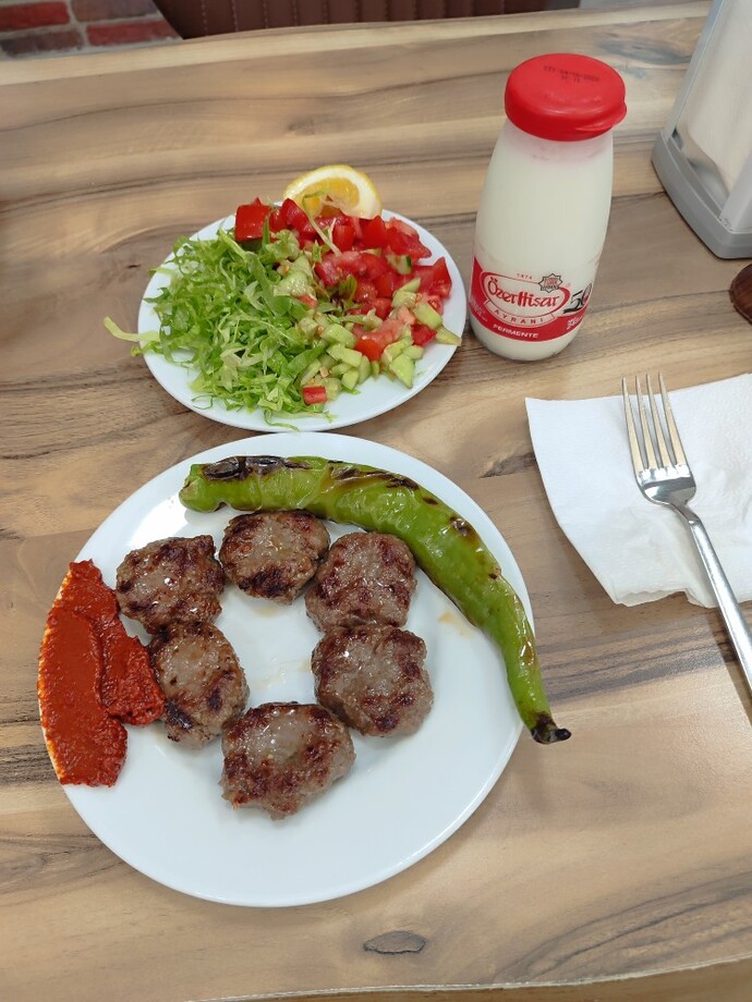 Öğle yemeği yenildimi?