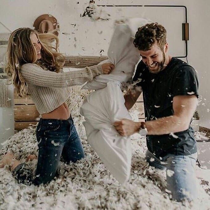İlişkide önceliğiniz romantizm mi yoksa beraber eğlenebilmek mi?