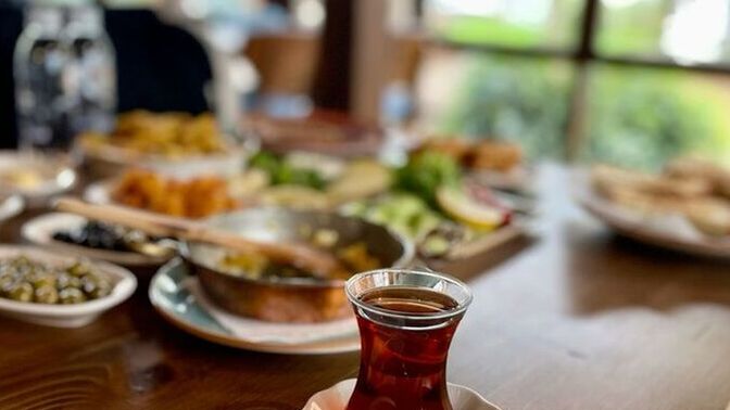 Çaysız kahvaltı olur mu?
