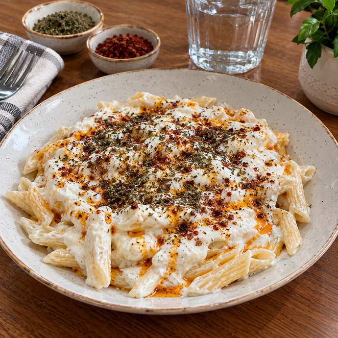 Yoğurtlu makarna sever misiniz?