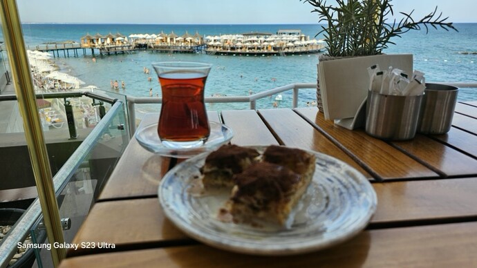 Tatilde baklava ve çaya asla hayır demem?