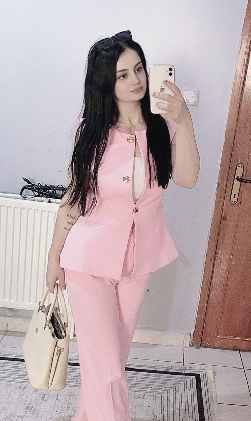 Veli toplantısına sızce hangı kombınle gıtsem?