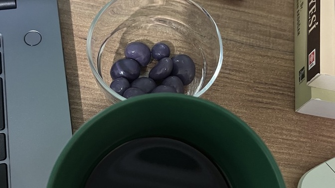 Kime çikolata ısmarlayayım?