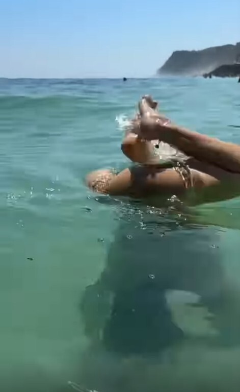 Sizi de böyle olur olmaz fotoğraf çeken arkadaşlarınız var mı?