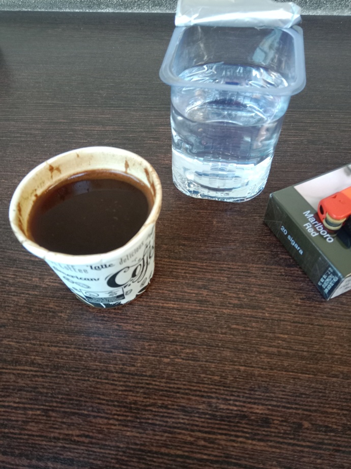 Kahve keyfiniz nasıl oluyor genelde, şekerli mi içersiniz yoksa sade mi seversiniz?