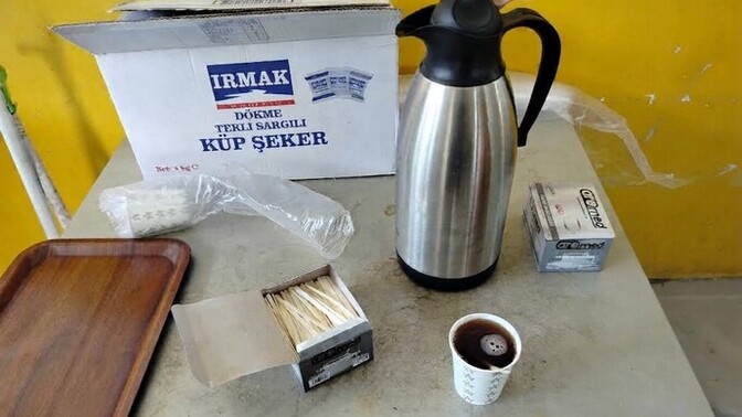 Son içtiğin şeyi termos içine koyup bana getirseydin, çalışırken ben ne içmiş olurdum?