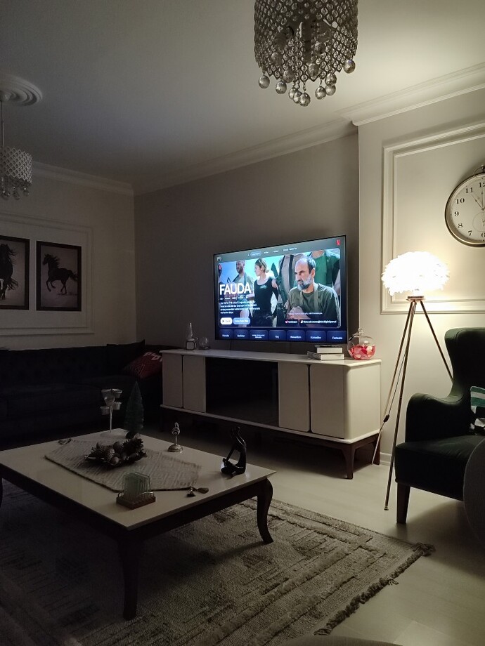 Hadi bir dizi, film önerin?