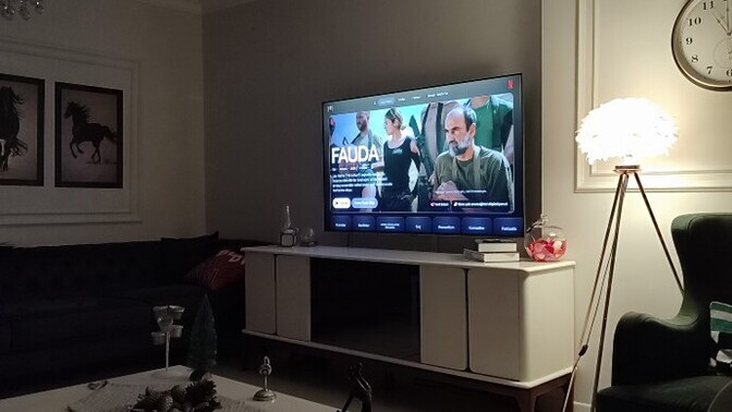 Hadi bir dizi, film önerin?