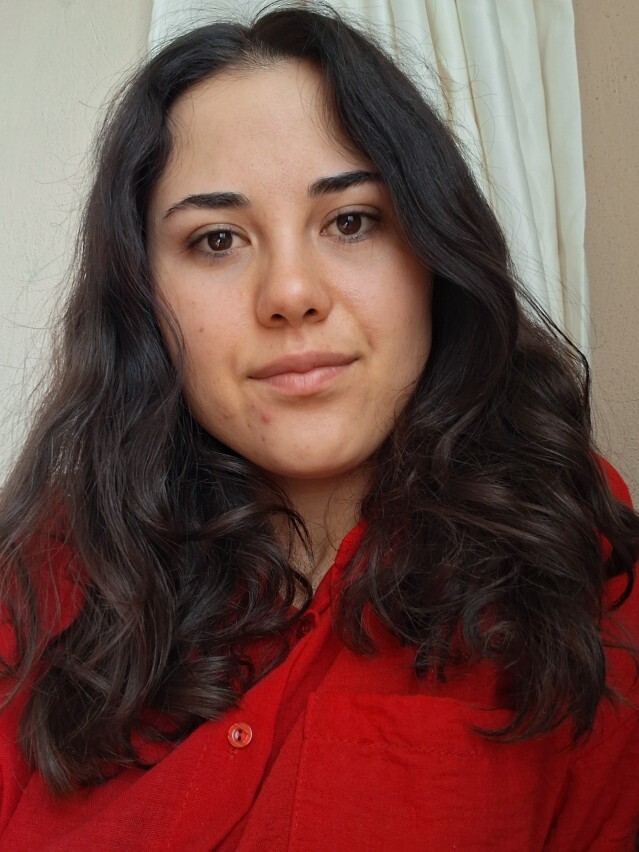 Yüzümü hiç güzel bulmuyorum, gözaltlarım yorgun ve cansız görünüyor, sizce normal mi?